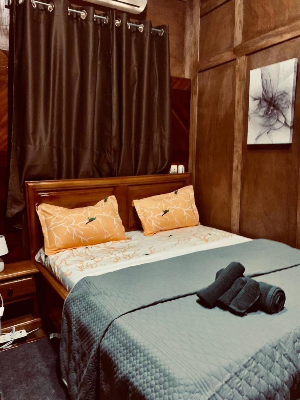 Boutique Hotel Pavillon Abidjan Esterno foto