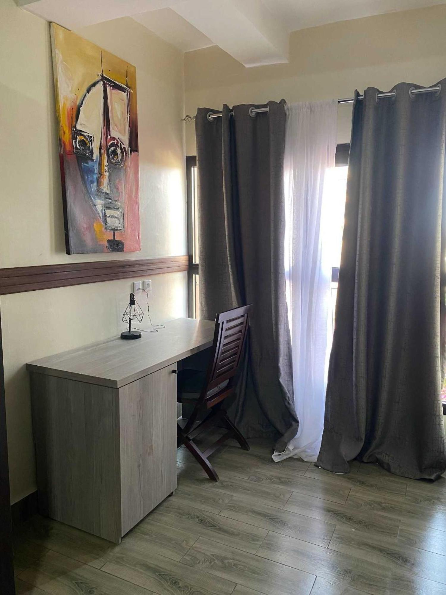 Boutique Hotel Pavillon Abidjan Esterno foto