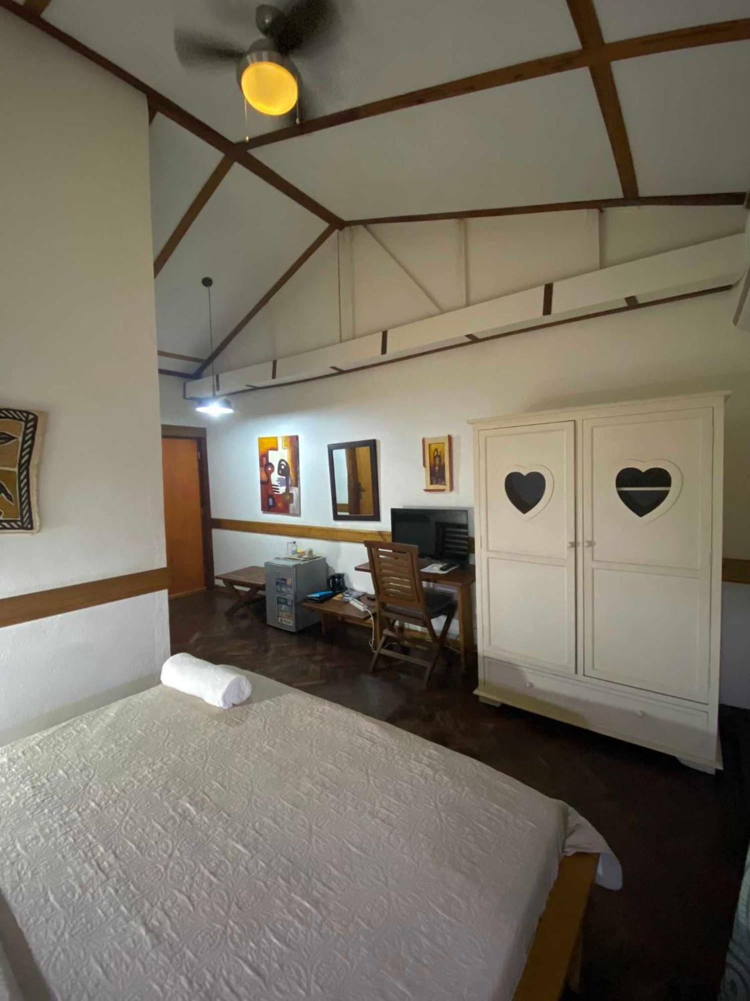 Boutique Hotel Pavillon Abidjan Esterno foto